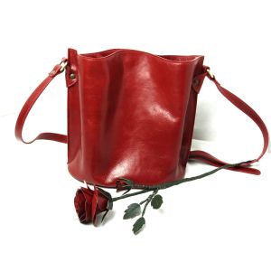 Full grain leather shoulder bag with leather red rose