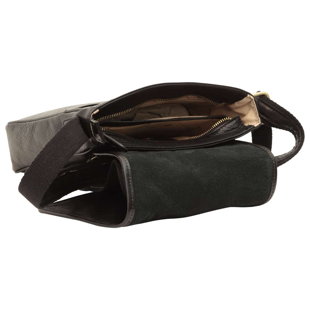 Small leather bag with magnetic closure - Black | 406689NE US | Old Angler Firenze